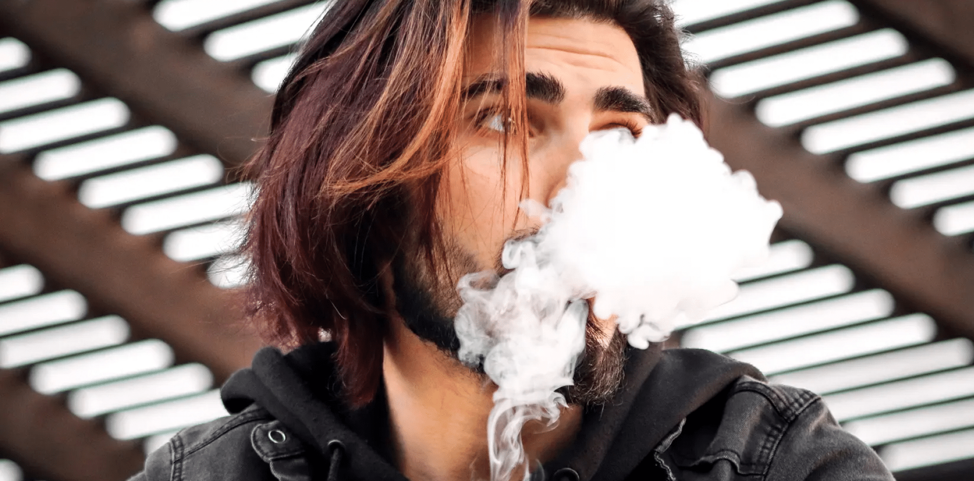 Les vapes jetables posent un problème environnemental, mais les producteurs n&#039;arrêteront pas leur production tant que vous n&#039;aurez pas cessé d&#039;acheter.